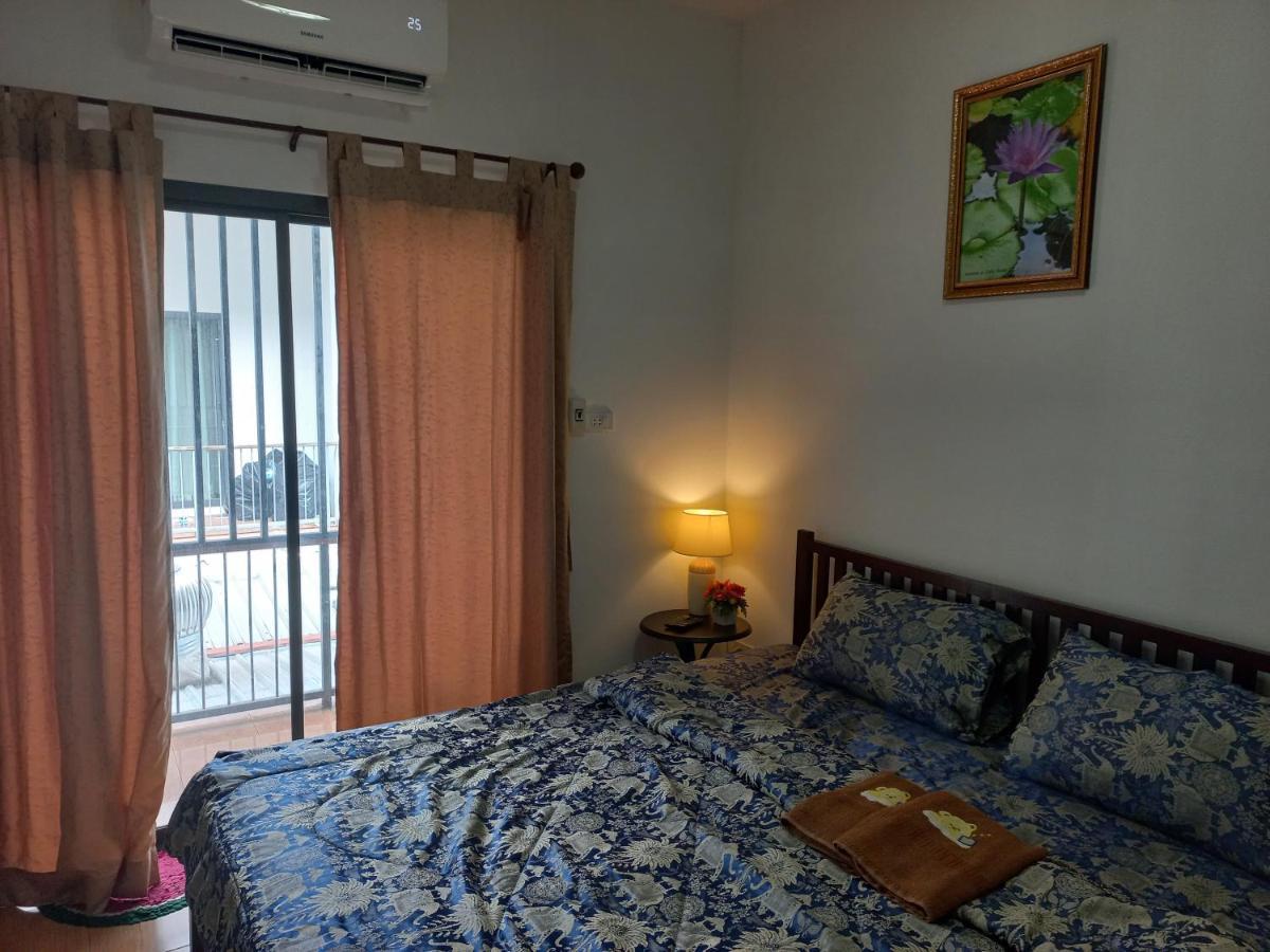 Amaretto Hostel Surat Thani Exterior foto